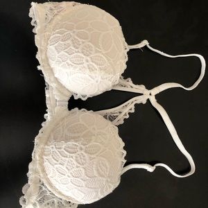 White lace bra